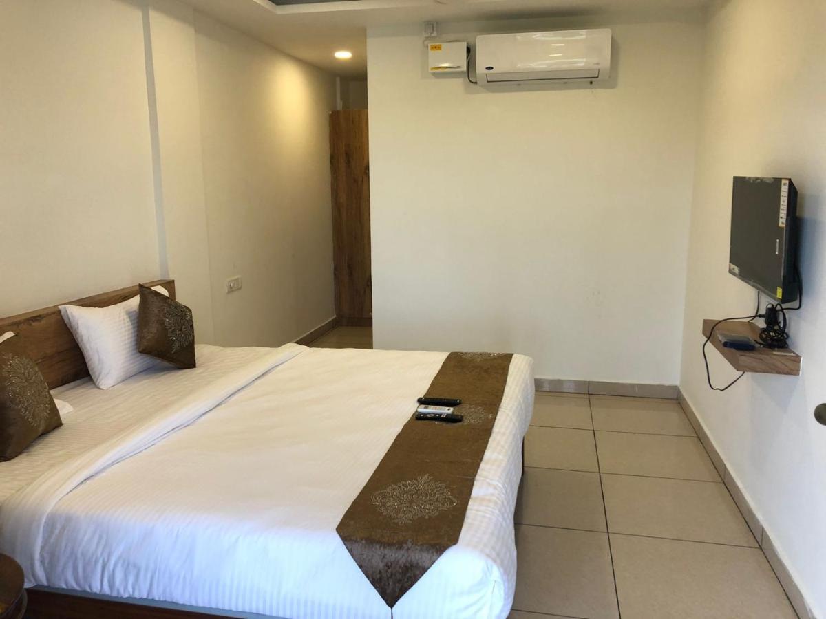 Hotel Amulya Regency Bayappanhalli Luaran gambar
