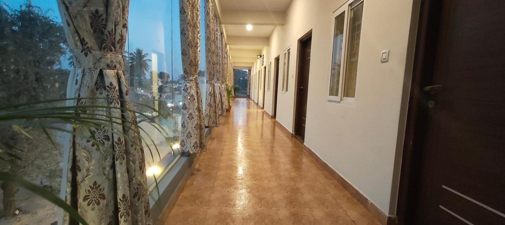 Hotel Amulya Regency Bayappanhalli Luaran gambar
